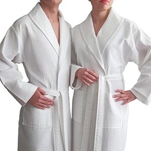 Linum Home Textiles Unisex Waffle Weave Bathrobe, Small/Medium,Pure White